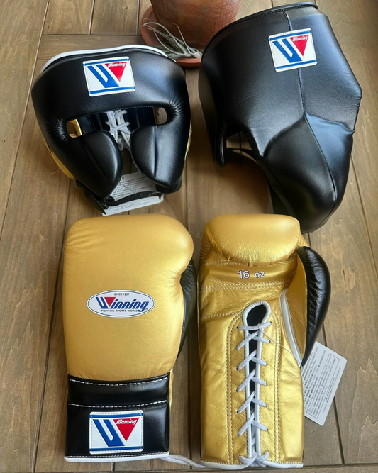 Winning Boxing Gloves Set Gold/Black Fitness Boxing