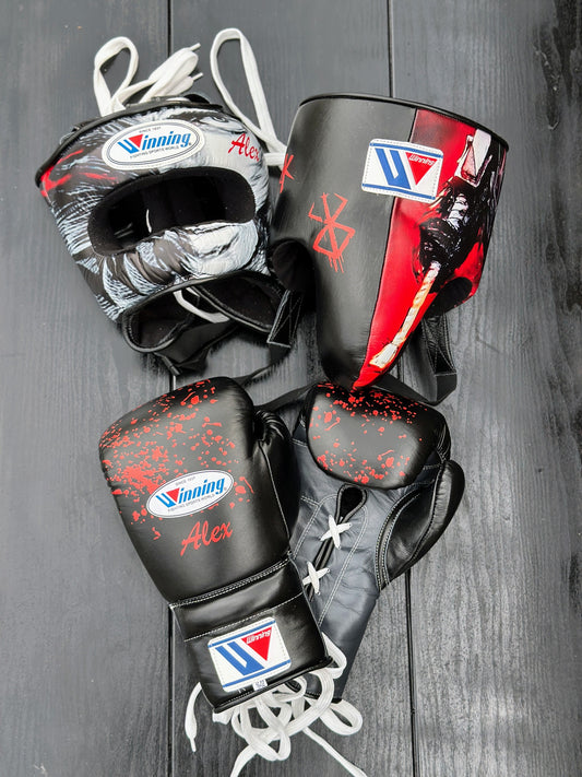 Winning Boxing Gloves Set Black/Red Training Set