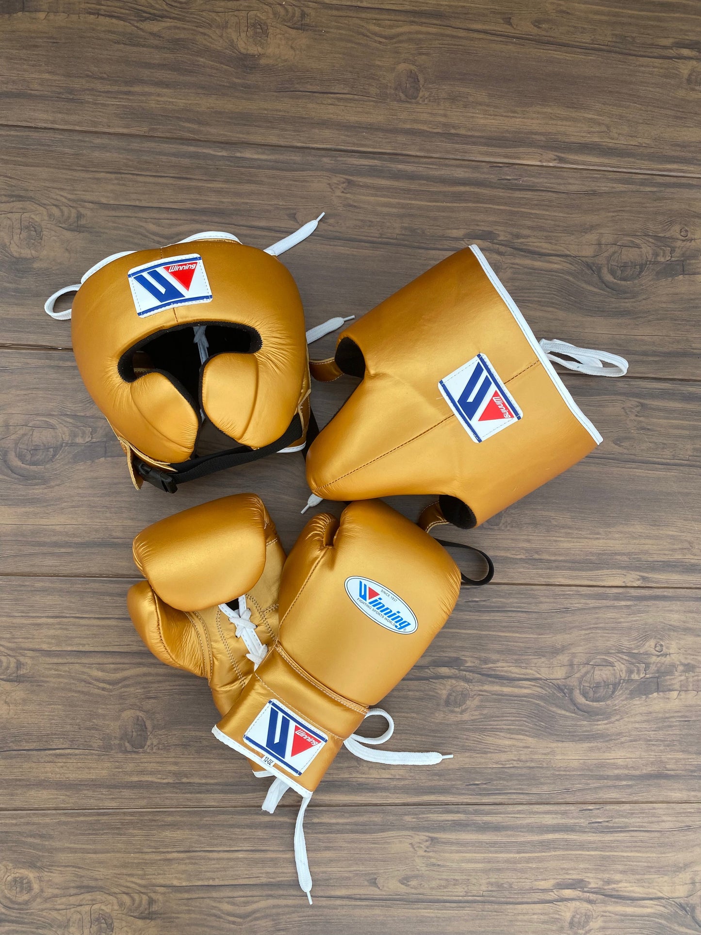Winning Boxing Gloves Set Dark-Gold Lace-Up Gloves