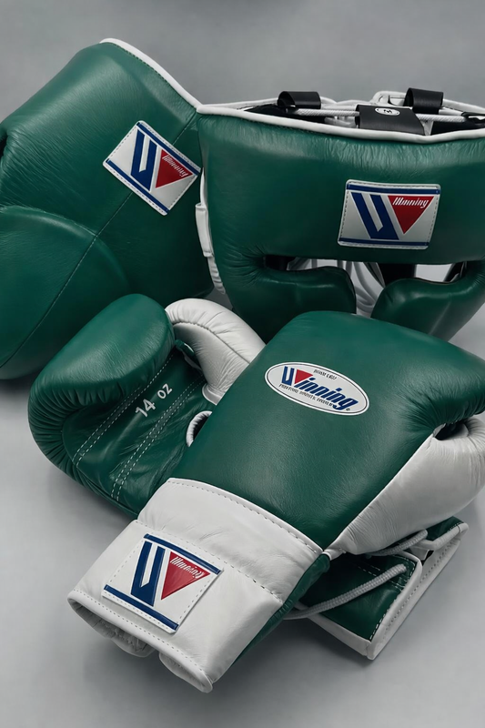 Winning Boxing Gloves Set Green/White Boxing Gear