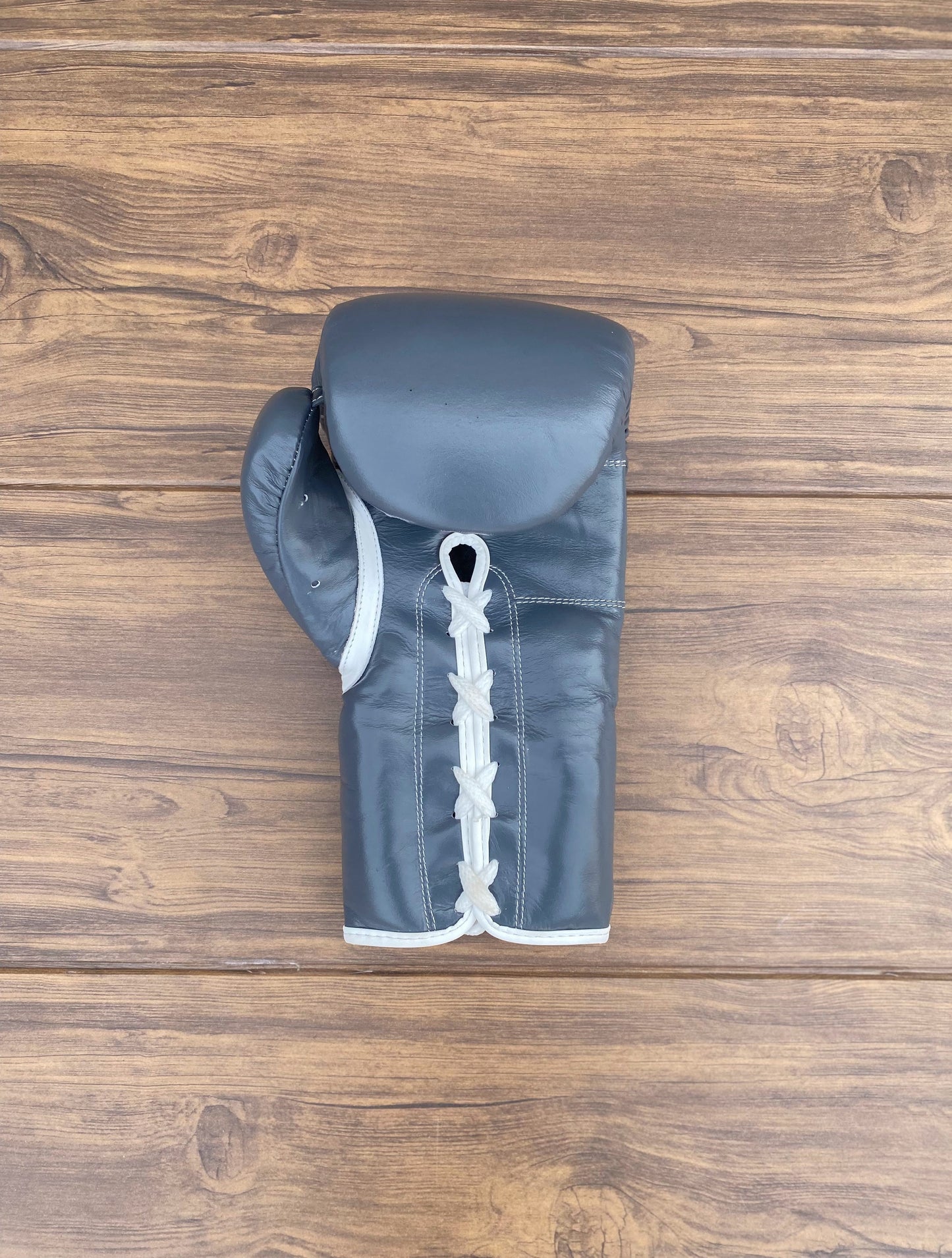 Winning Boxing Gloves Set Grey Protective Gear