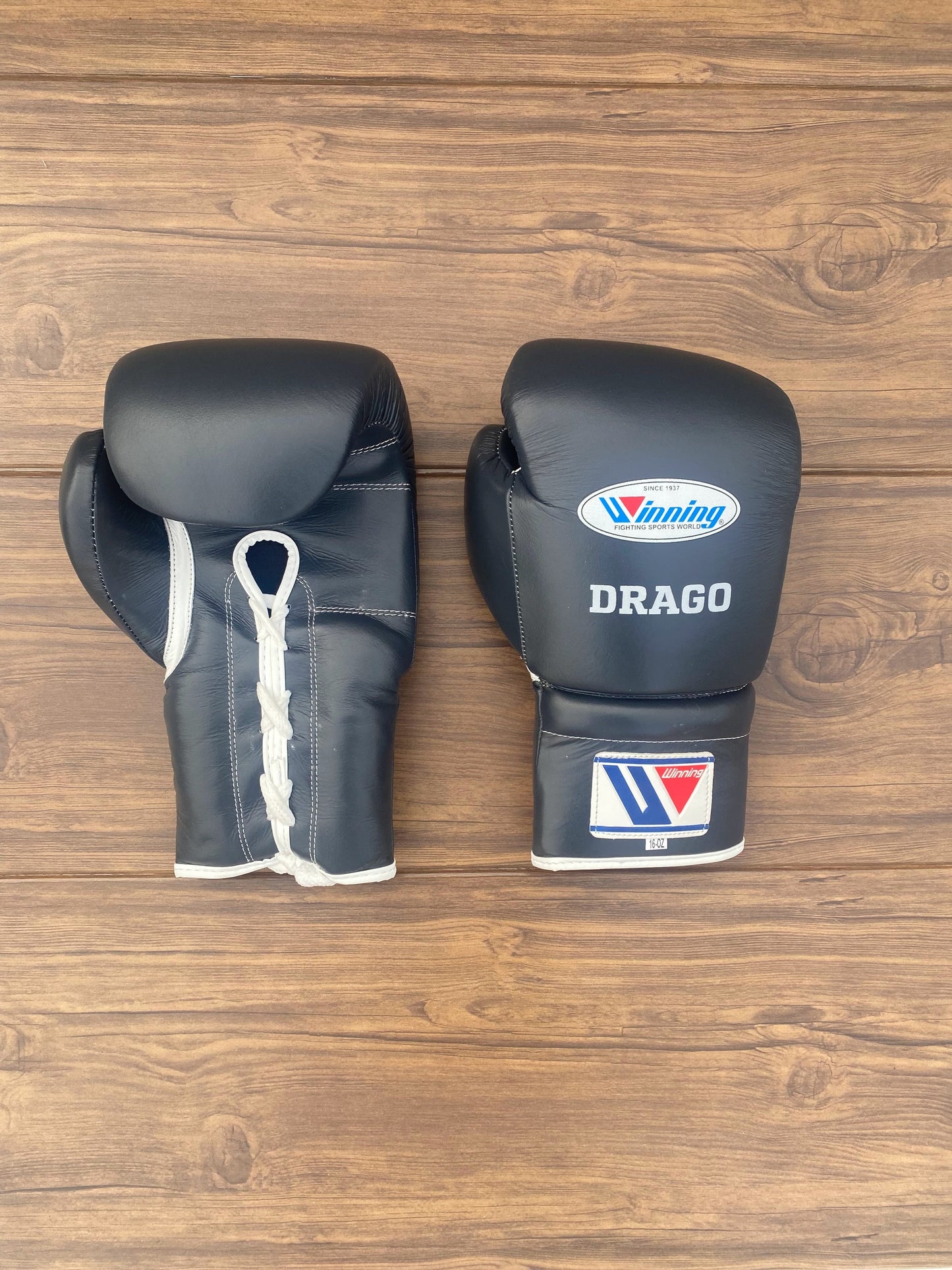 Winning Boxing Gloves Set Dark-Grey Complete Set