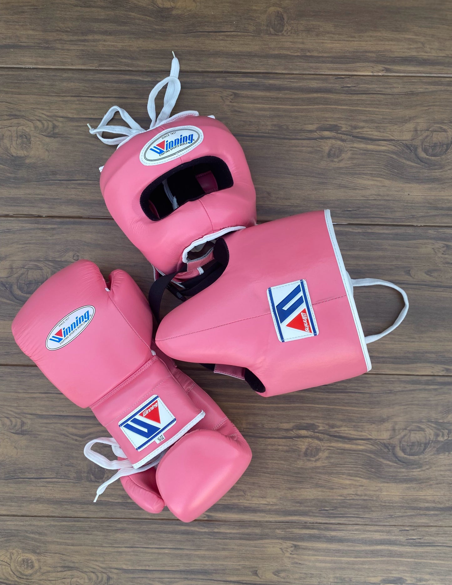 Winning Boxing Gloves Set Pink Sparring Set