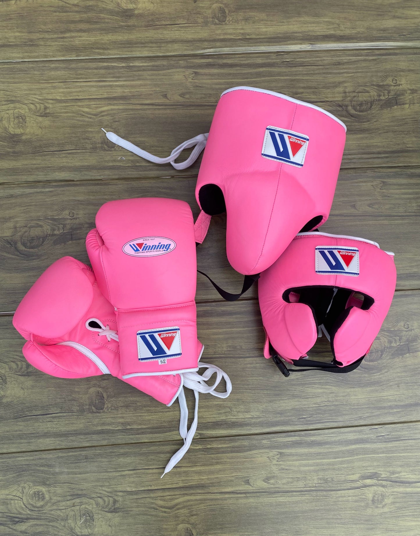 Winning Boxing Gloves Set Pink Boxing Gear