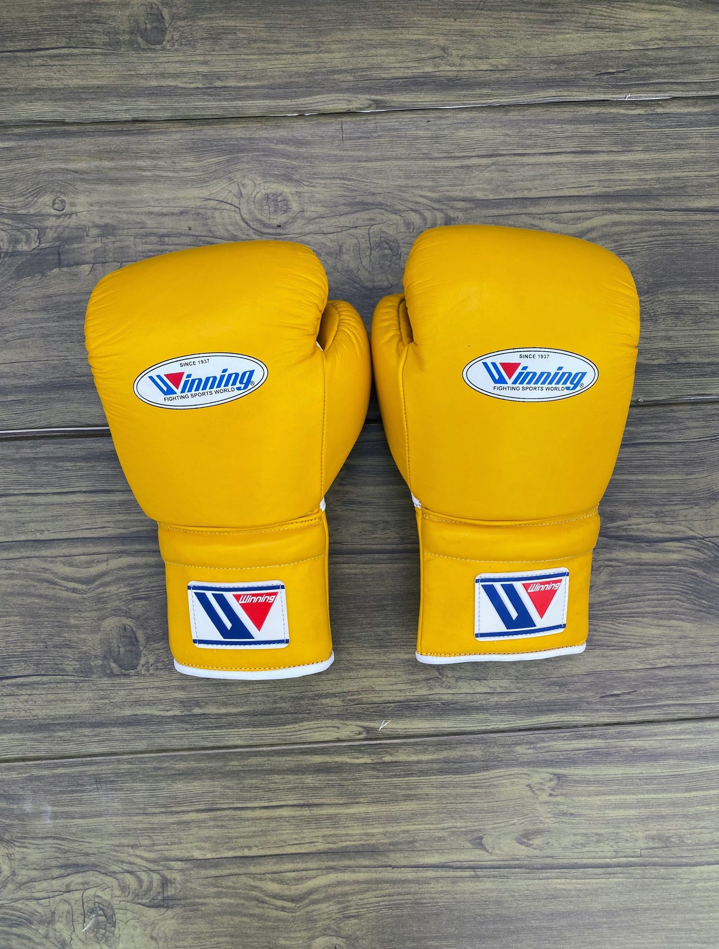 Winning Boxing Gloves Set Yellow Training Set