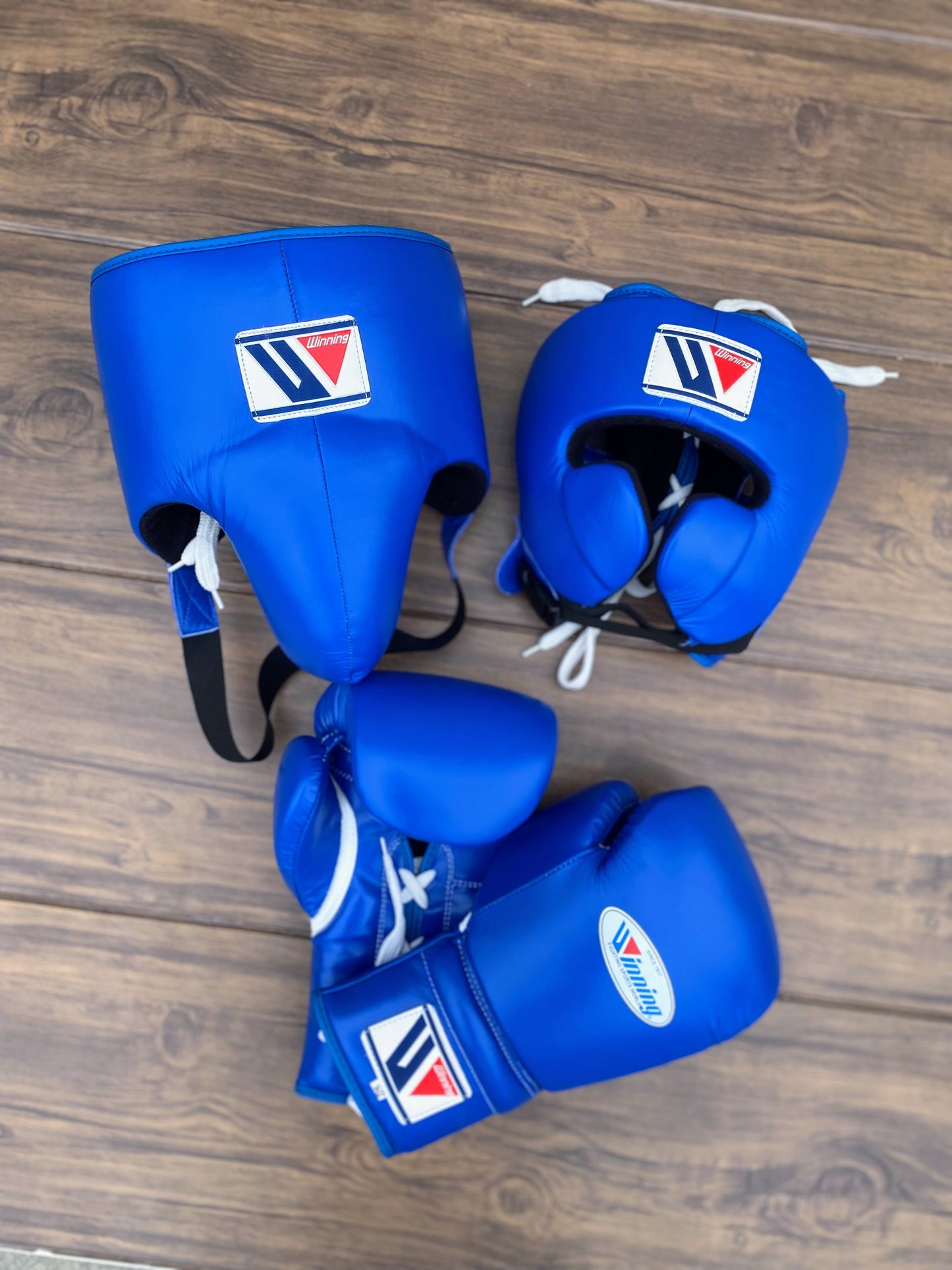 Winning Boxing Gloves Set Blue Fitness Boxing