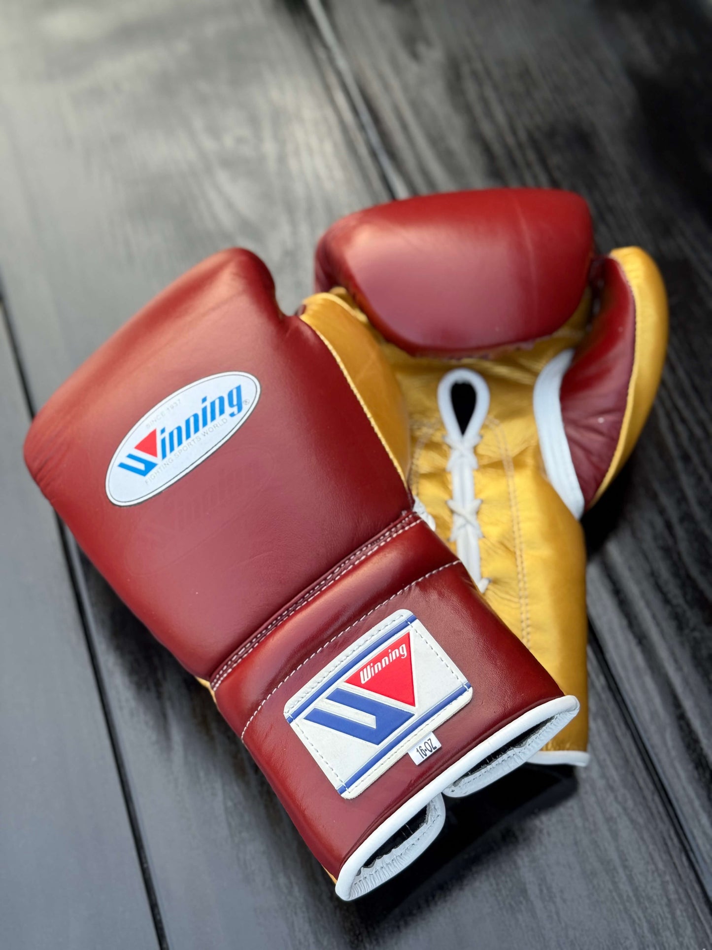 Winning Boxing Gloves Maroon/Gold Competition