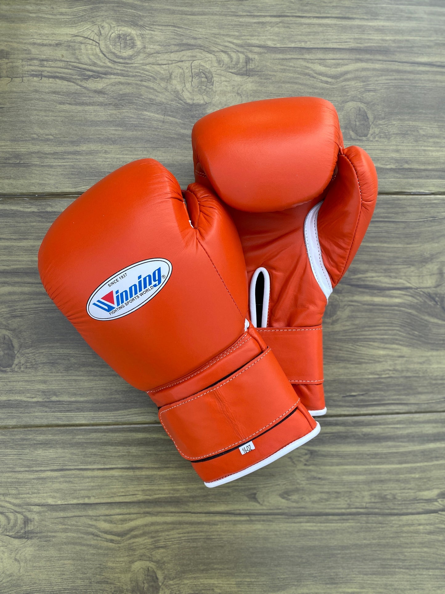 Winning Boxing Gloves Orange Training