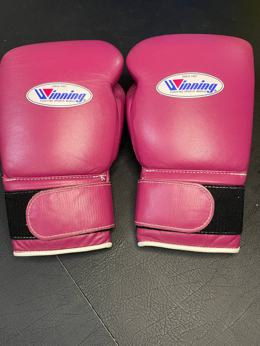 Winning Boxing Gloves Pink Velcro 16oz